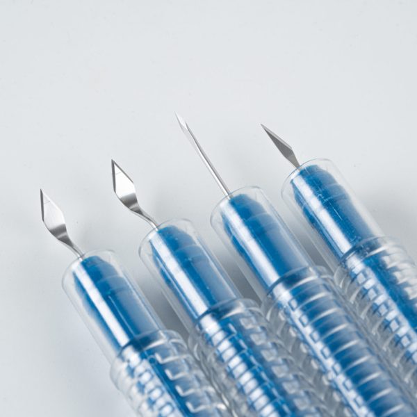 Safety-Multiple-Models-Blade-Diagonal-scaled-1-600x600