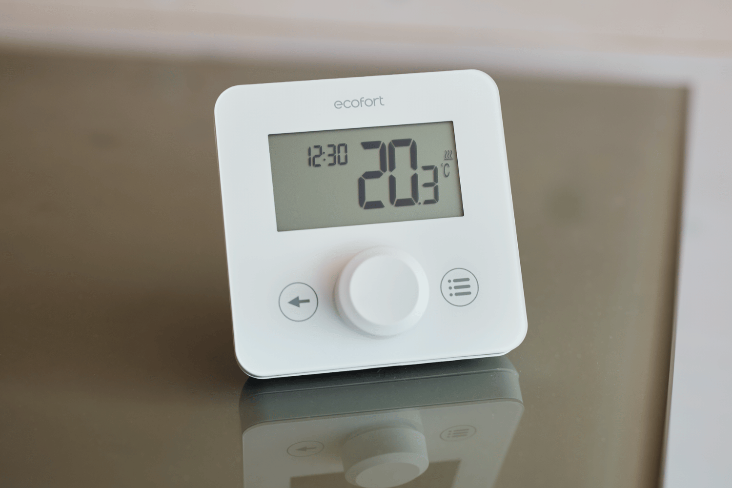 Thermostat sans fil ecofort pour une commande économe en énergie du chauffage infrarouge