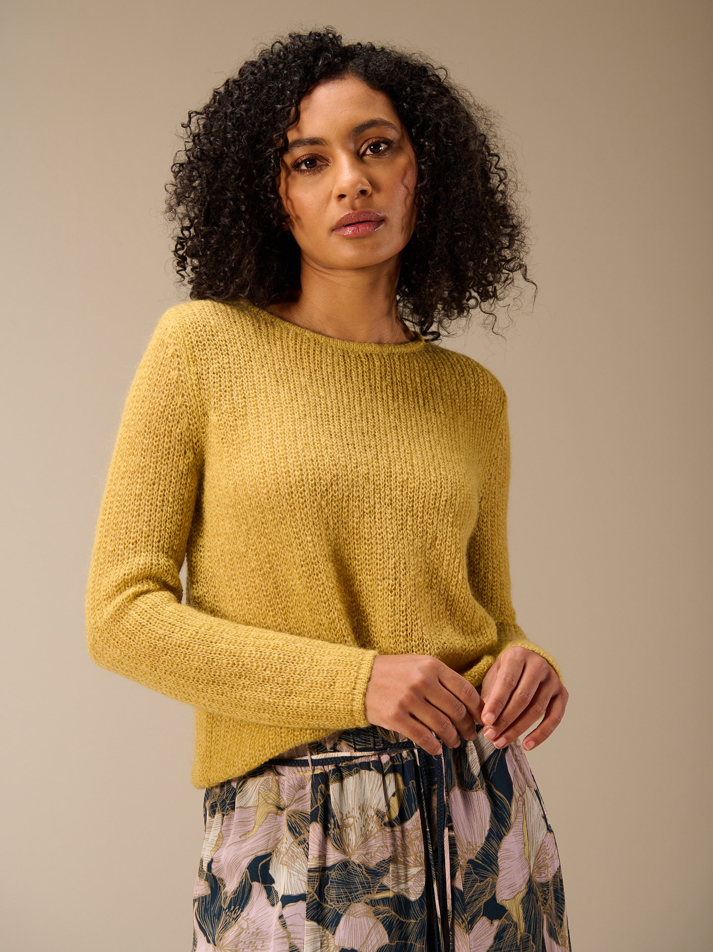 Pullover locker gestrickt