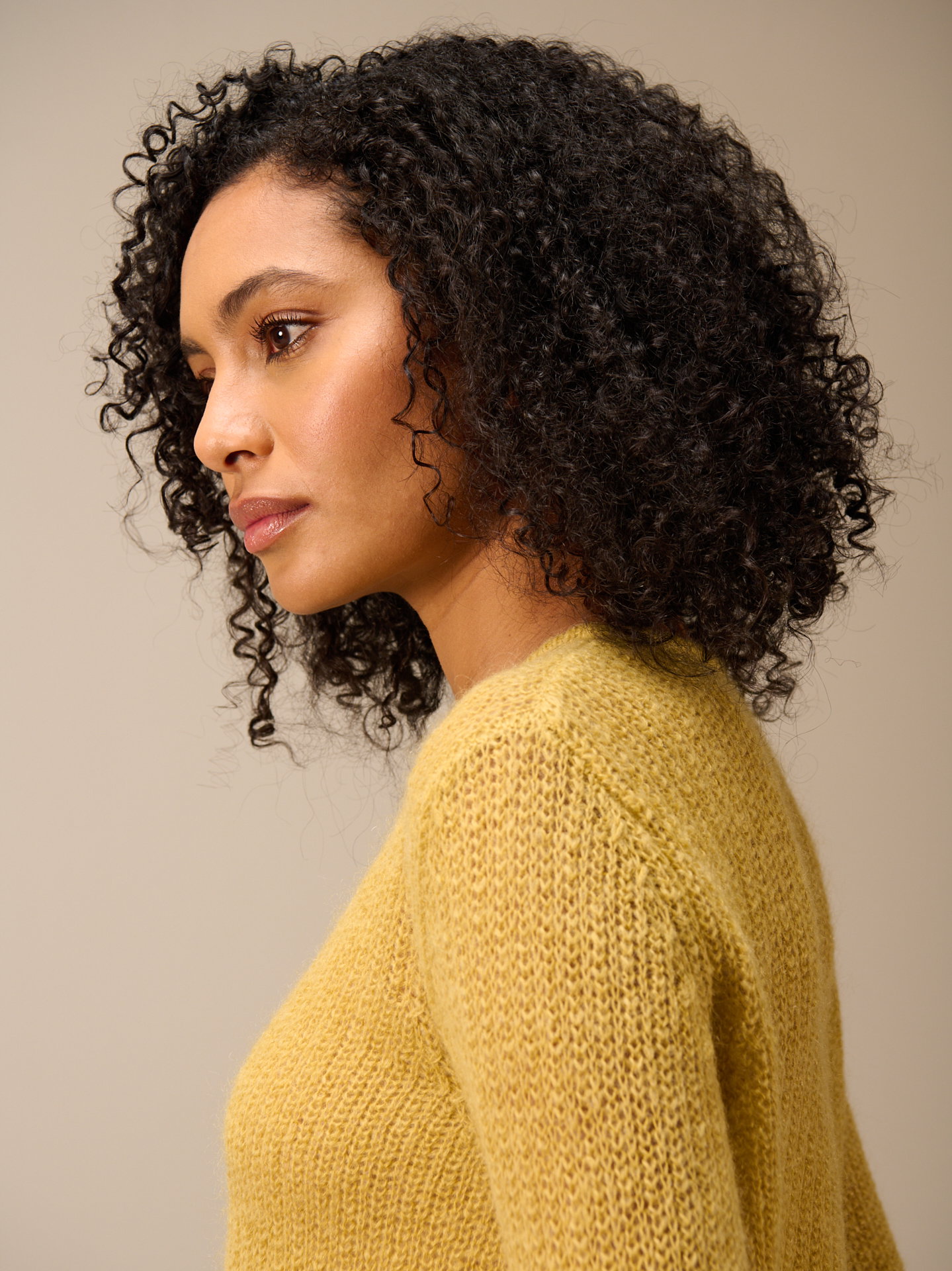 Pullover locker gestrickt