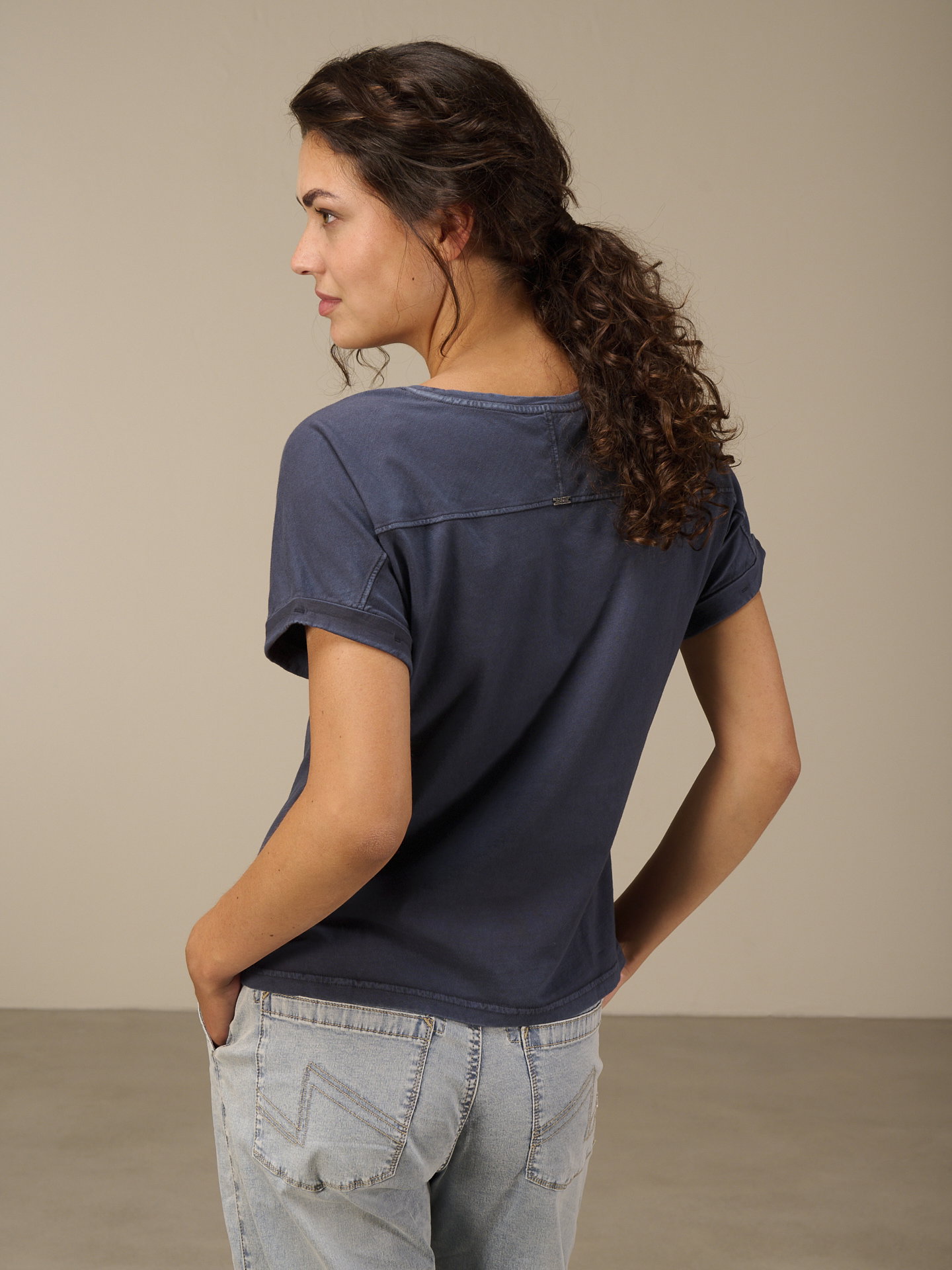 Shirt mit angeschnittenen &Auml;rmeln