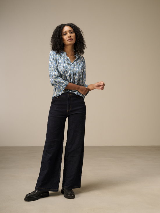 Bluse mit Stehkragen