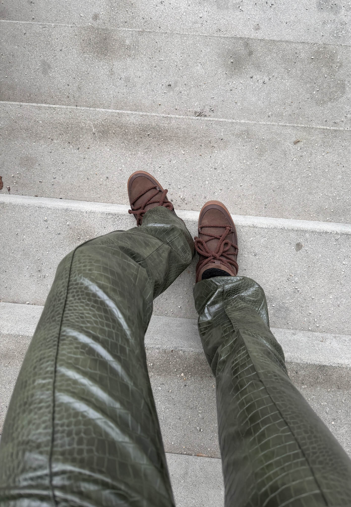 Classic — Dark Brown